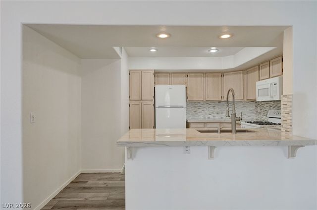 7950 West Flamingo Road 2168, Las Vegas, NV 89147