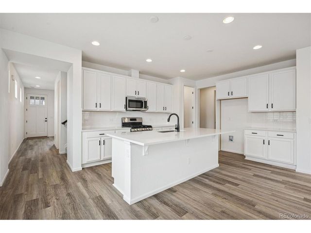 6552 N Malaya St, Aurora, CO 80019