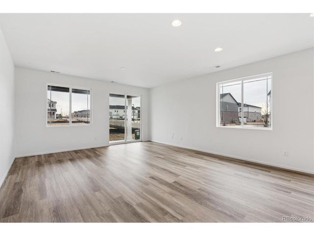 6552 N Malaya St, Aurora, CO 80019