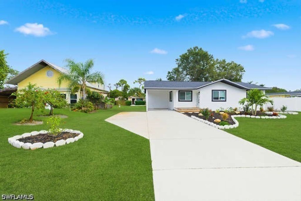 18573 Tulip RD, Fort Myers, FL 33967