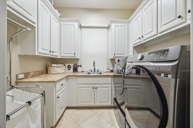 3319 Bridgeberry Lane, Houston, TX 77082