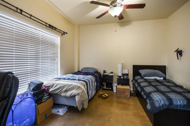 910 W 25th ST 503, Austin, TX 78705