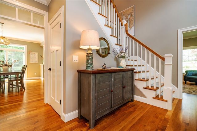 22 Saddlebrook Drive, Warwick, RI 02818