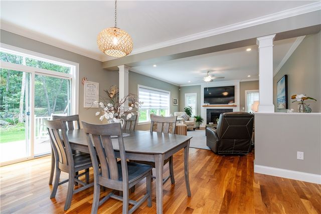 22 Saddlebrook Drive, Warwick, RI 02818