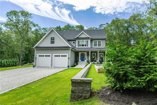 22 Saddlebrook Drive, Warwick, RI 02818