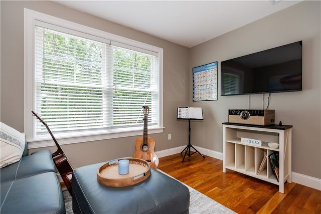 22 Saddlebrook Drive, Warwick, RI 02818