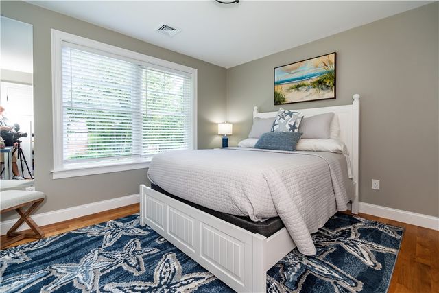 22 Saddlebrook Drive, Warwick, RI 02818