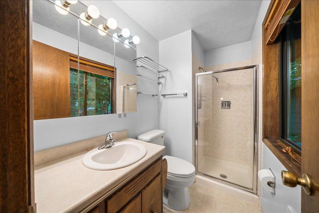 5209 W Myrtlewood Ct, Spokane, WA 99208