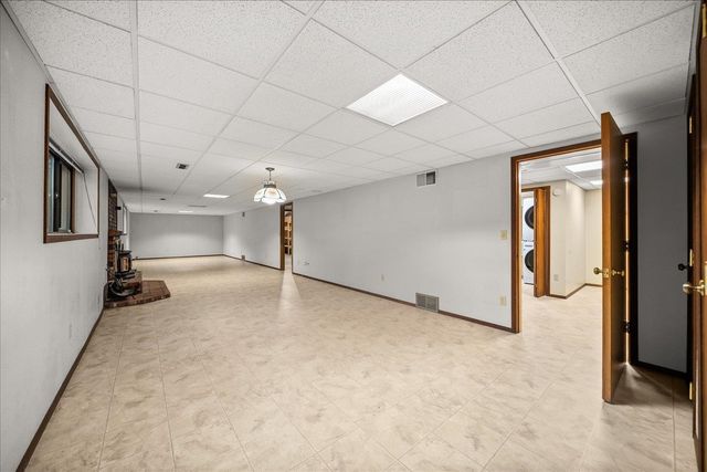 5209 W Myrtlewood Ct, Spokane, WA 99208