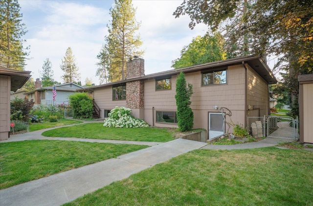 5209 W Myrtlewood Ct, Spokane, WA 99208