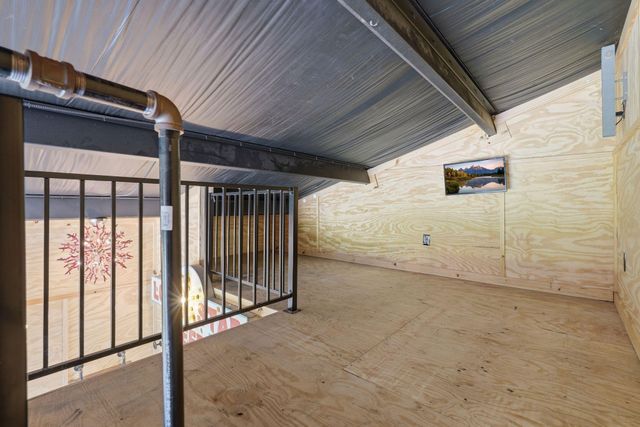 2743 Bobville Rd, Montgomery, TX 77316