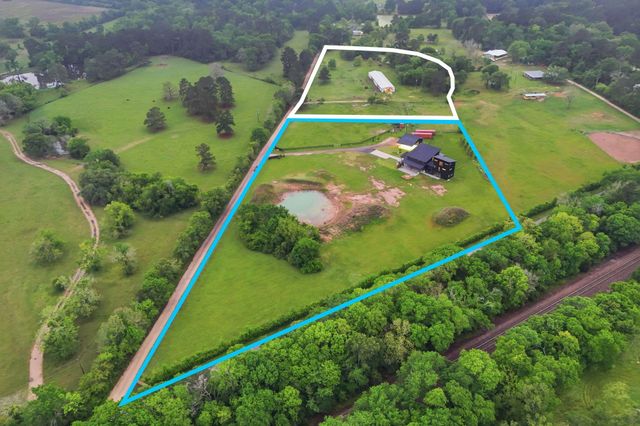 2743 Bobville Rd, Montgomery, TX 77316