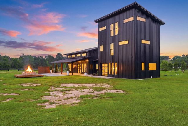 2743 Bobville Rd, Montgomery, TX 77316