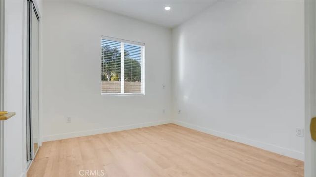 1822 Pomona Ave B, Costa Mesa, CA 92627