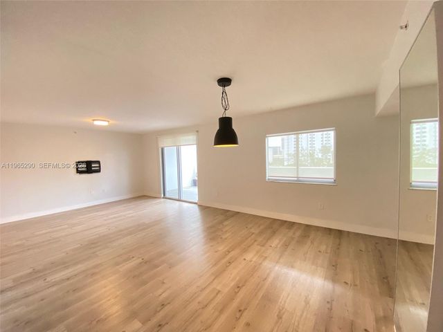 36 NW 6th Ave 708, Miami, FL 33128