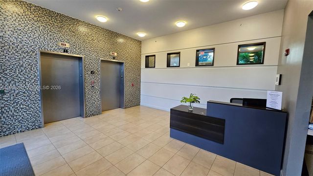 36 NW 6th Ave 708, Miami, FL 33128