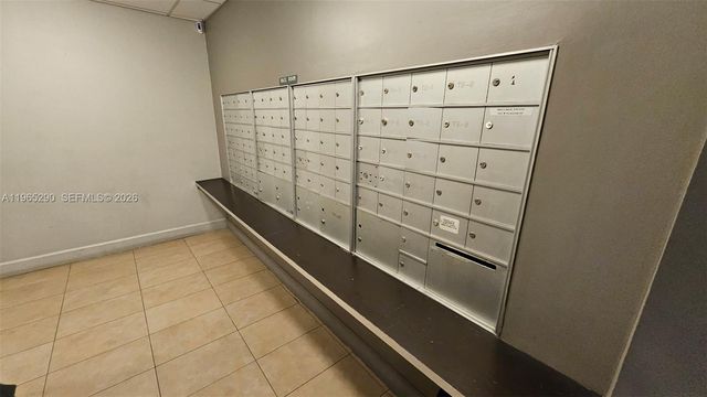 36 NW 6th Ave 708, Miami, FL 33128