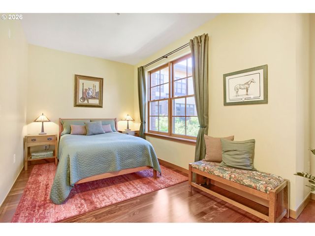 2335 Nw RALEIGH St A315, Portland, OR 97210