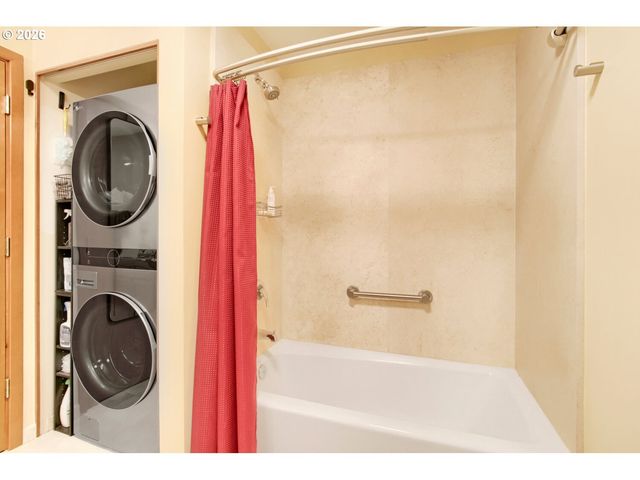 2335 Nw RALEIGH St A315, Portland, OR 97210