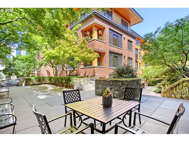 2335 Nw RALEIGH St A315, Portland, OR 97210