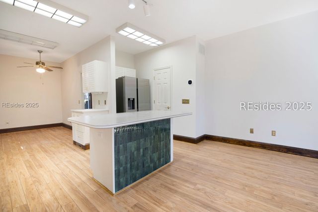 1 Royal James Dr, Hilton Head Island, SC 29926