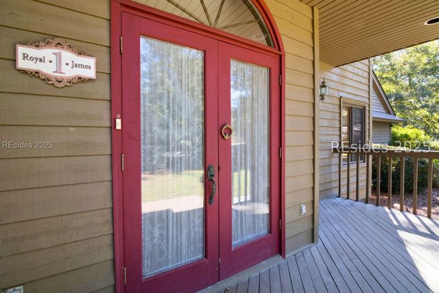 1 Royal James Dr, Hilton Head Island, SC 29926
