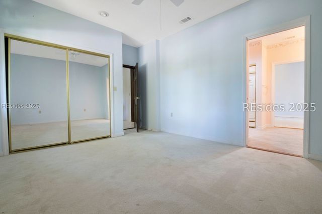 1 Royal James Dr, Hilton Head Island, SC 29926