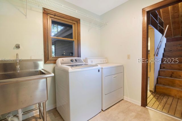 1 Royal James Dr, Hilton Head Island, SC 29926