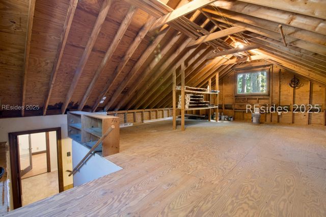 1 Royal James Dr, Hilton Head Island, SC 29926