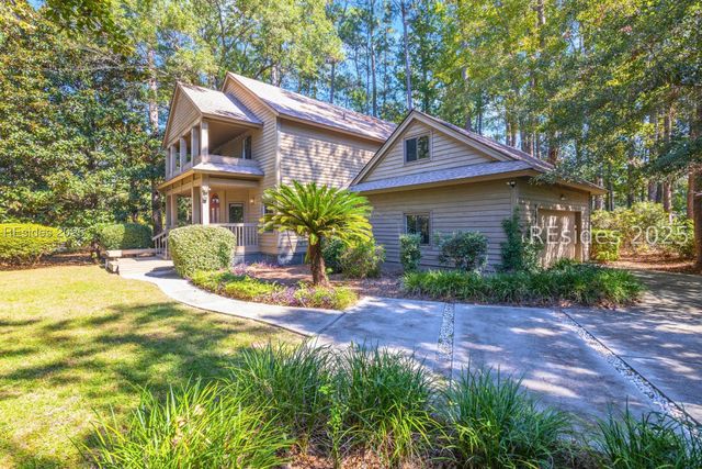 1 Royal James Dr, Hilton Head Island, SC 29926