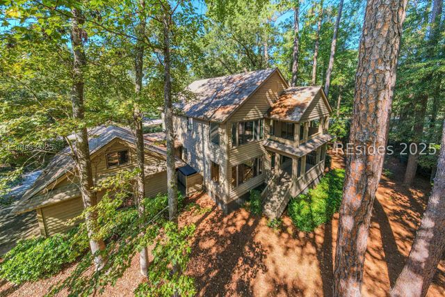 1 Royal James Dr, Hilton Head Island, SC 29926