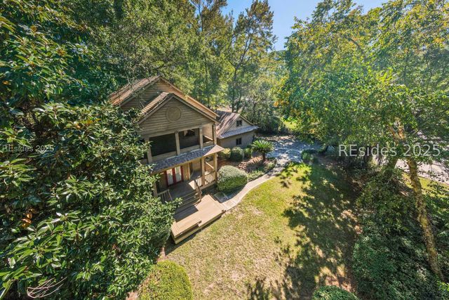 1 Royal James Dr, Hilton Head Island, SC 29926