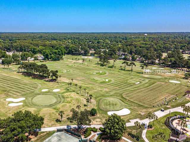 1 Royal James Dr, Hilton Head Island, SC 29926