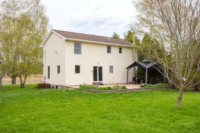 281 Dewey Street, Ogden, NY 14428