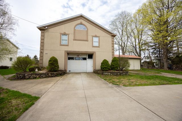 281 Dewey Street, Ogden, NY 14428