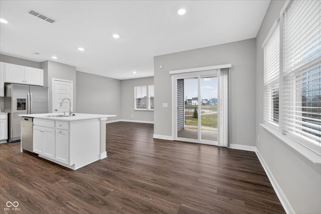 9586 Beckett Street, Avon, IN 46123