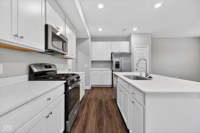 9586 Beckett Street, Avon, IN 46123