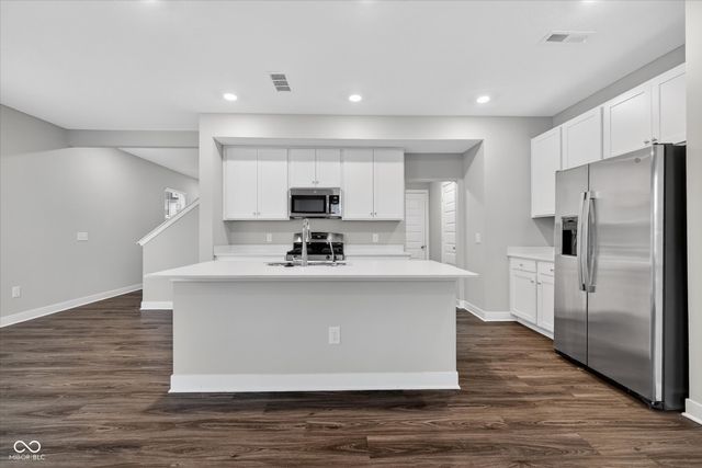 9586 Beckett Street, Avon, IN 46123