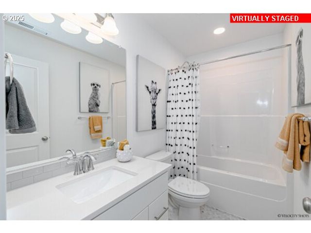 16429 Se Pacific Crest Trail Pl 763, Happy Valley, OR 97086