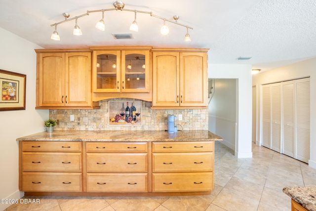 21 Fox Hollow Drive, Ormond Beach, FL 32174