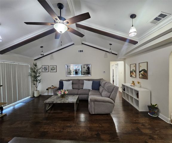 4726 Snow Drive, Mesquite, TX 75150