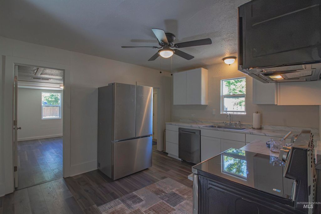 907 N 7th St, Payette, ID 83661 photo 5