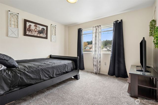 9211 64th Avenue Ct E, Puyallup, WA 98371