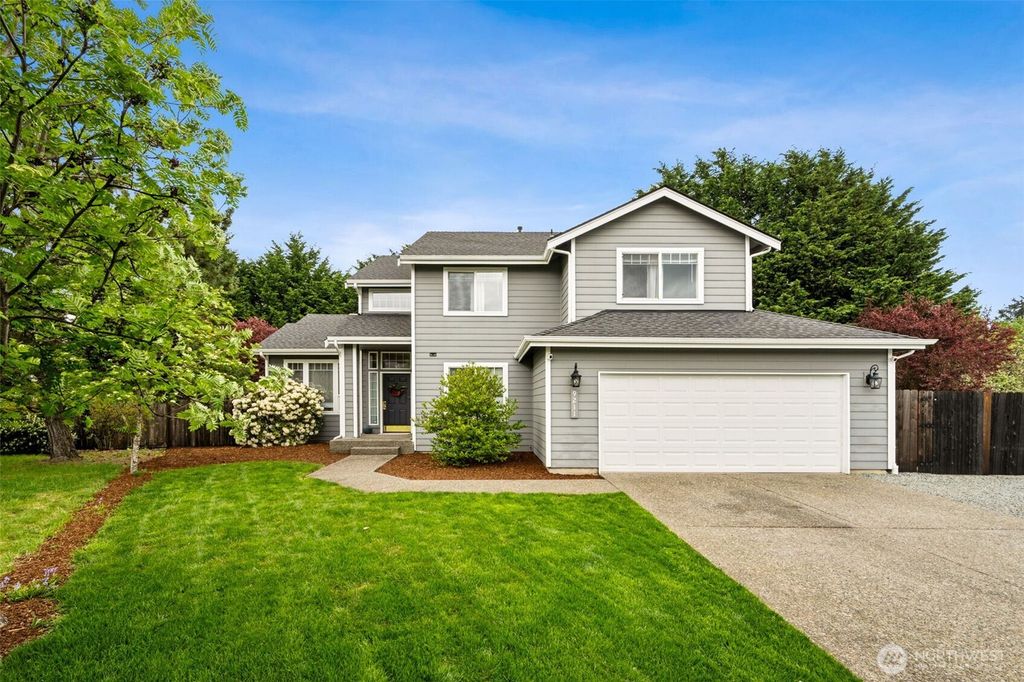 9211 64th Avenue Ct E, Puyallup, WA 98371