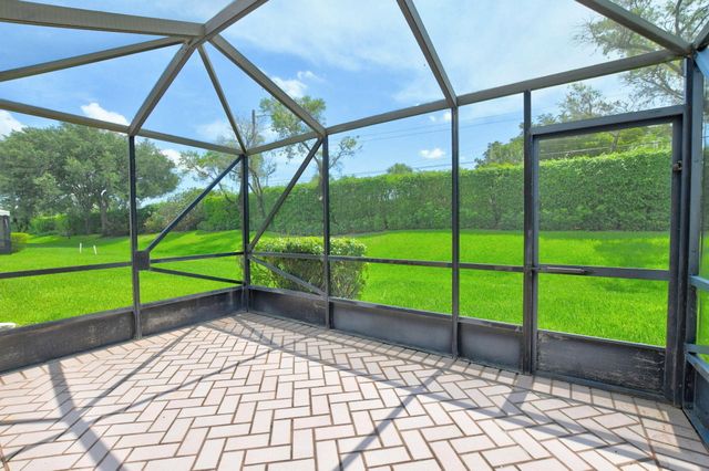 9095 Flynn Circle 6, Boca Raton, FL 33496