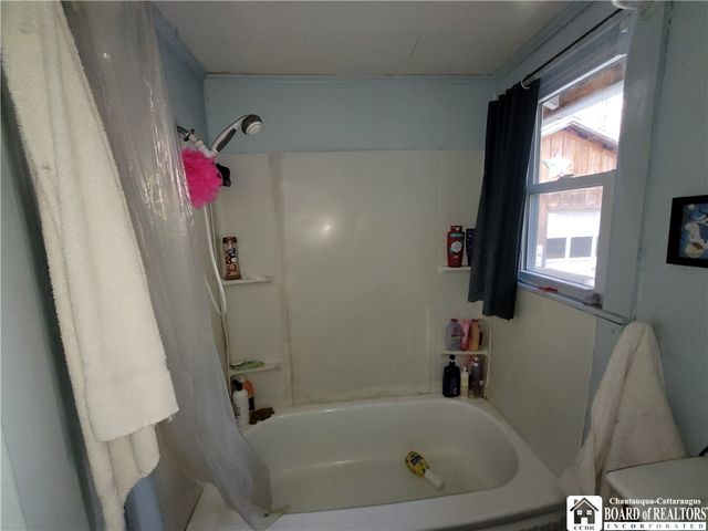 9 Genesee Street, Jamestown, NY 14701