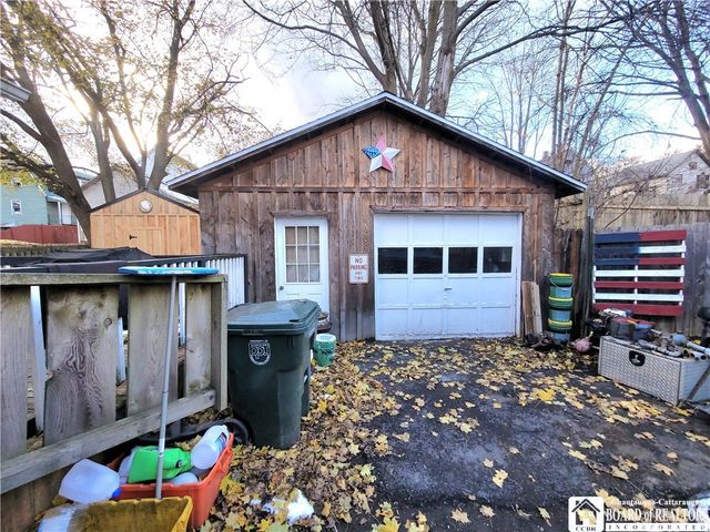 9 Genesee Street, Jamestown, NY 14701