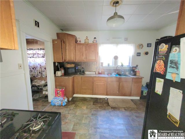 9 Genesee Street, Jamestown, NY 14701