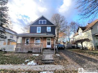 9 Genesee Street, Jamestown, NY 14701