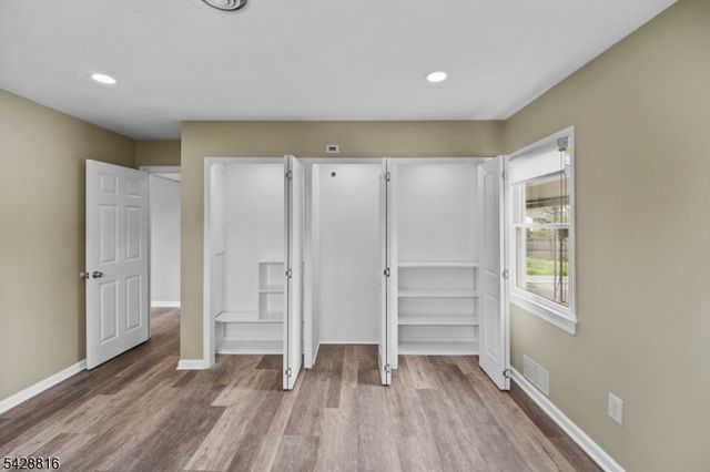49 Louis Ave, Middlesex Boro, NJ 08846
